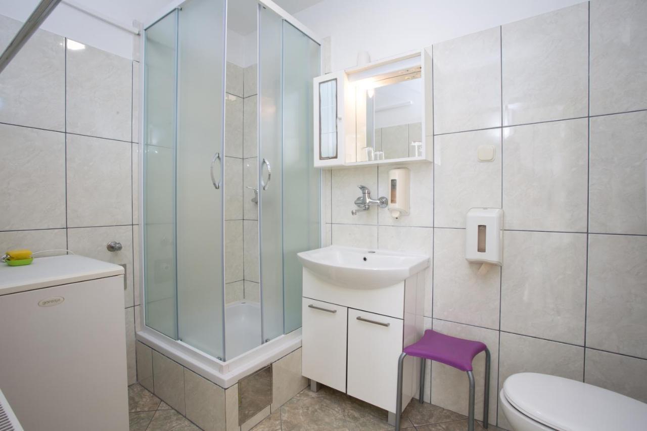 Rooms By The Sea Hvar - 8785 هفار المظهر الخارجي الصورة