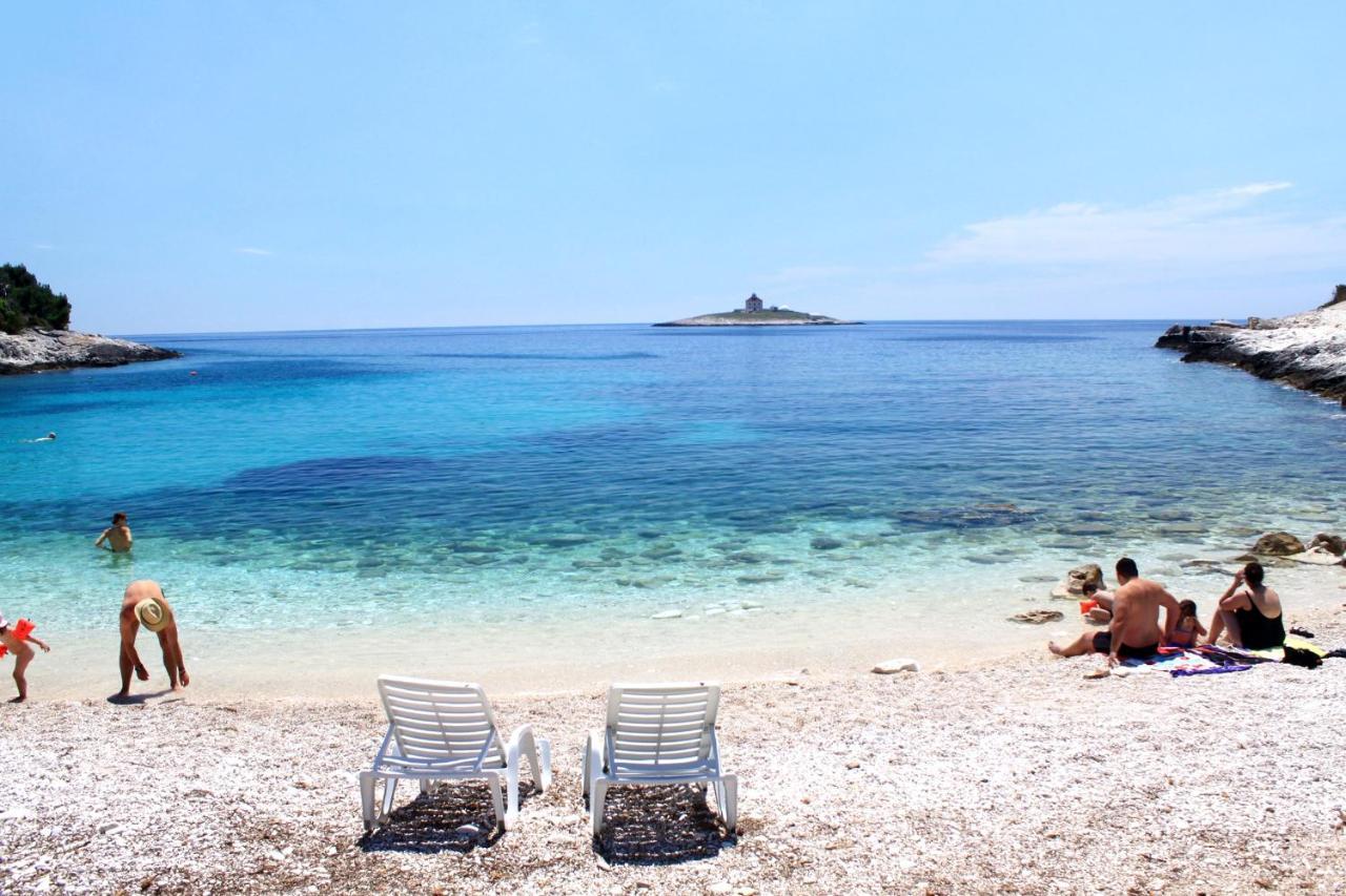 Rooms By The Sea Hvar - 8785 هفار المظهر الخارجي الصورة